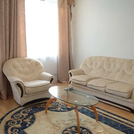 Готель Цімбор Hotell *